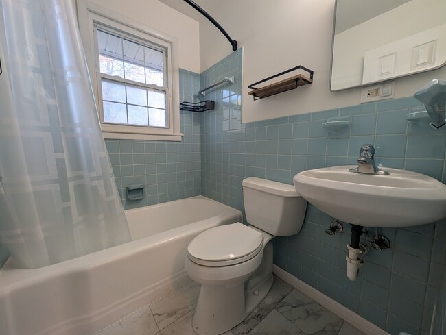 Building Photo - 6138 Village Hwy