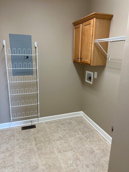 Building Photo - 337 Shadow Creek Dr