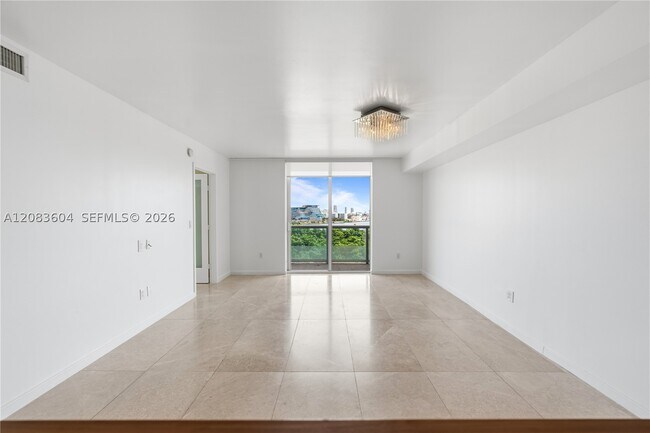 Building Photo - 50 Biscayne Blvd