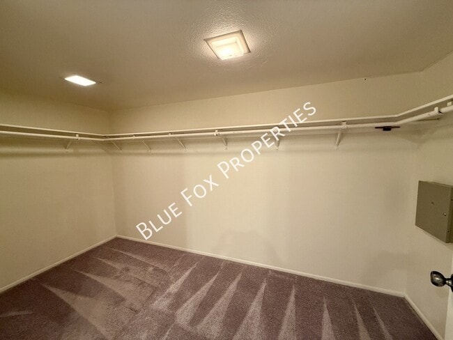 Building Photo - 4635 E Camino Rosa