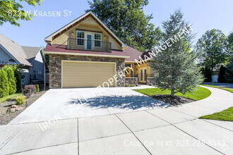 Building Photo - 822 W Krasen St