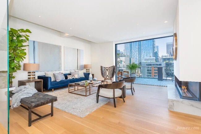 Building Photo - 17 Guy Pl