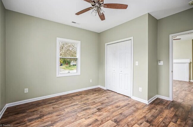 Building Photo - 2335 Greenway Ave NW