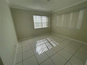 Building Photo - 3614 Taylor St