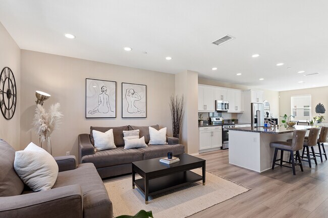 Building Photo - 9548 Greenley Pl