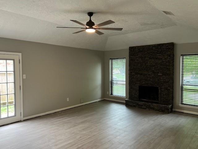 Building Photo - 1706 Oakwell Ln