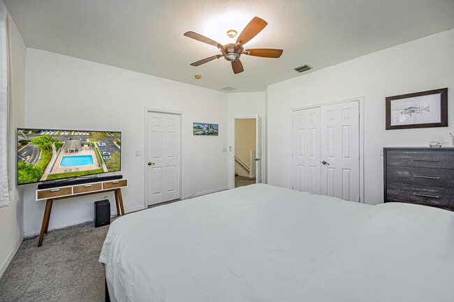 Building Photo - 3021 Grandiflora Dr