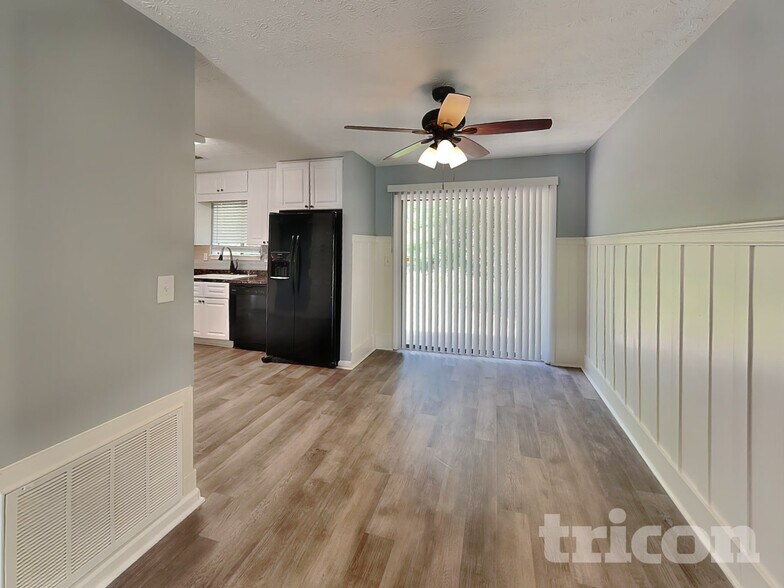 Building Photo - 1370 High Country Ct