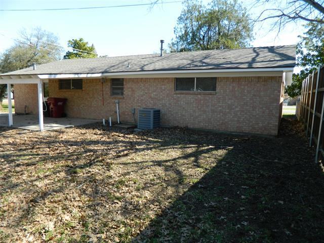 Building Photo - 203 N Main St