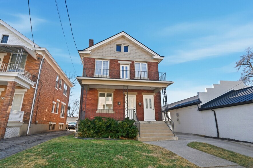 Building Photo - 2905 Robertson Ave