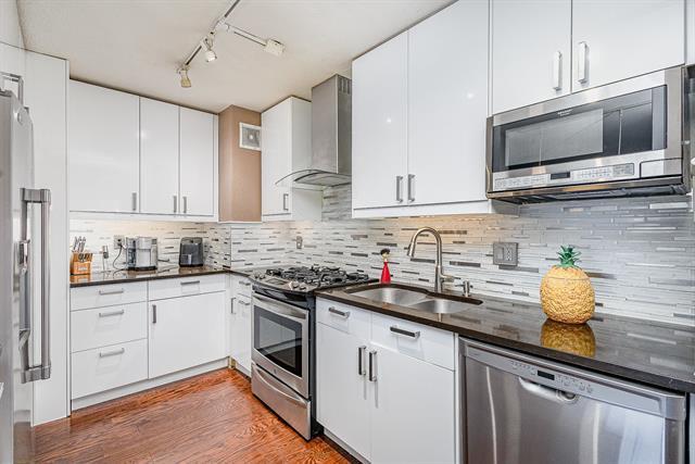 Building Photo - 3883 Turtle Creek Blvd