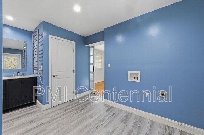 Building Photo - 2649 Homeland Dr