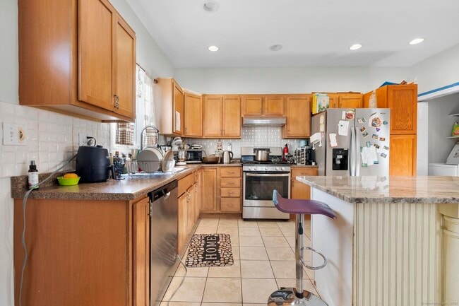Building Photo - 39 Infield St