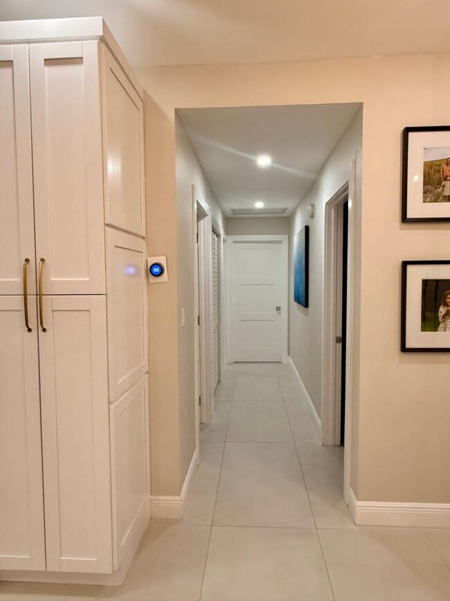 Building Photo - 14191 Snowberry Dr