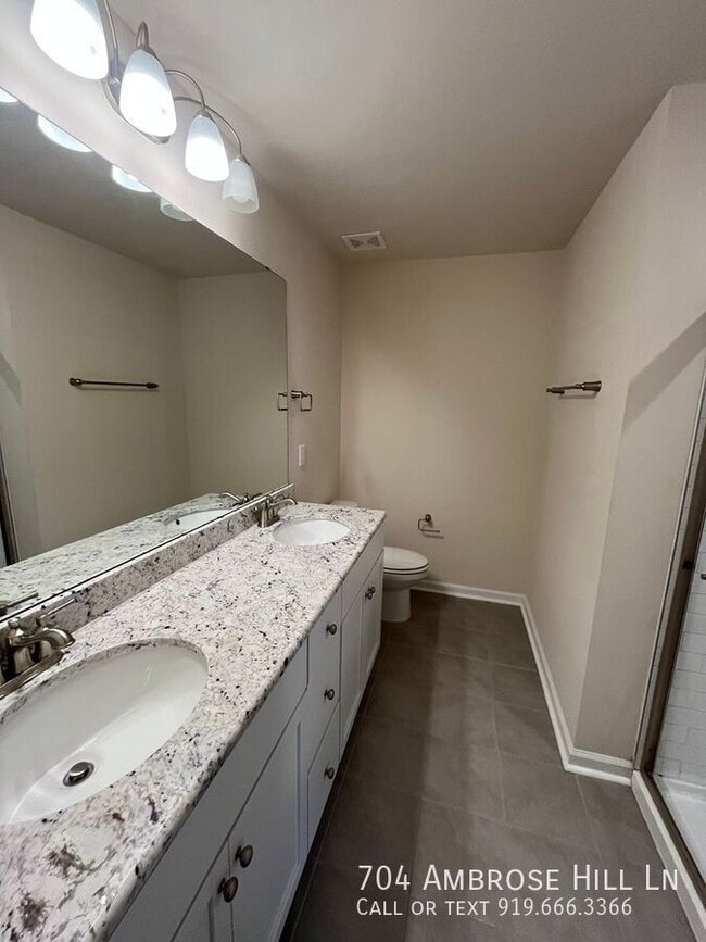 Building Photo - 704 Ambrose Hl Ln
