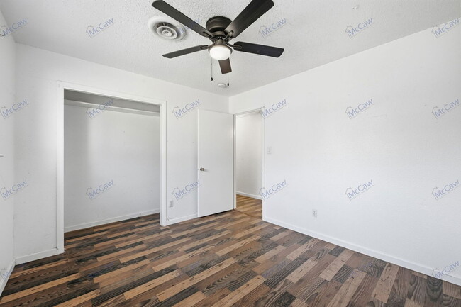 Building Photo - 6921 Greenlee St