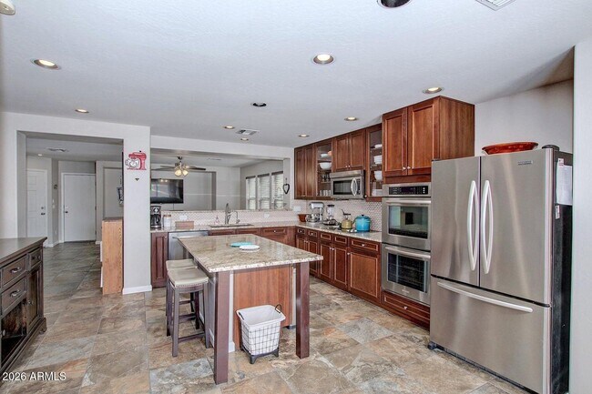 Building Photo - 40301 W Peggy Ct