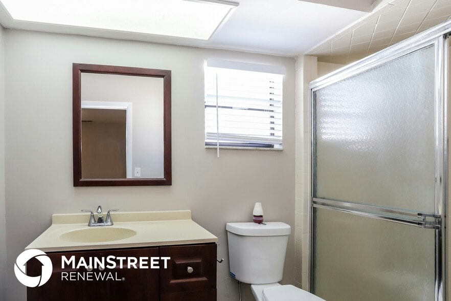 Building Photo - 609 Willow Run