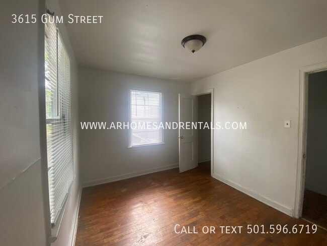 Building Photo - 3615 Gum St