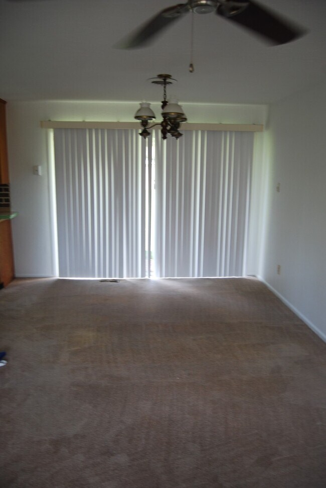 Building Photo - 7712 Colony-