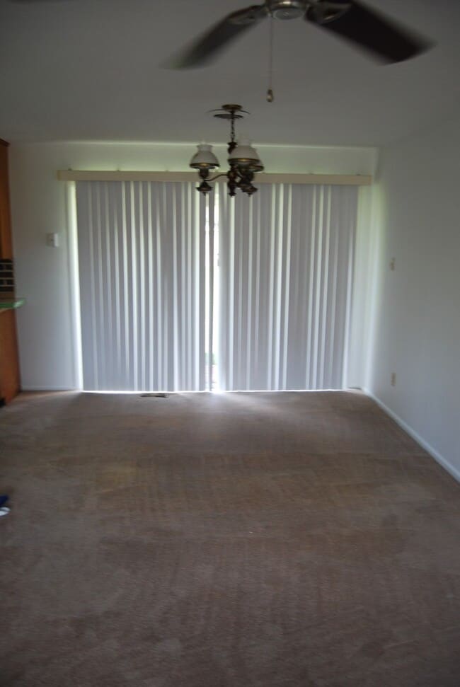 Building Photo - Beautiful 3 Bed, 1.5 Bath Home in the Hear...