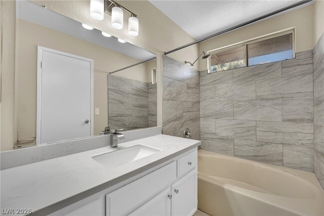 Building Photo - 756 Charwood Cir