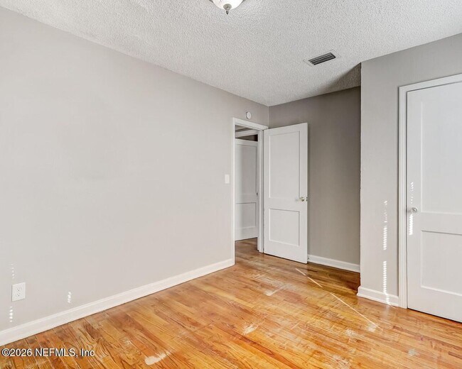 Building Photo - 1901 Pullman Ct