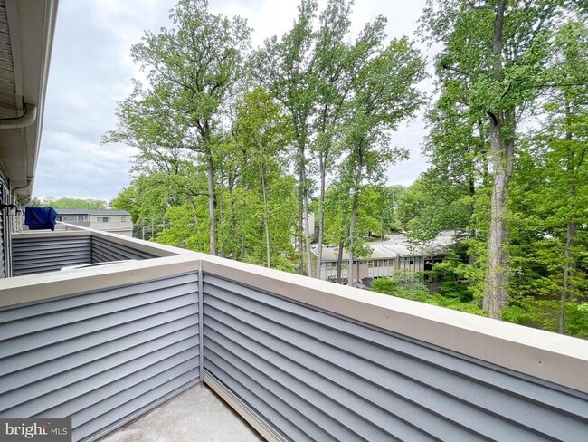 Building Photo - 4480 Commons Dr