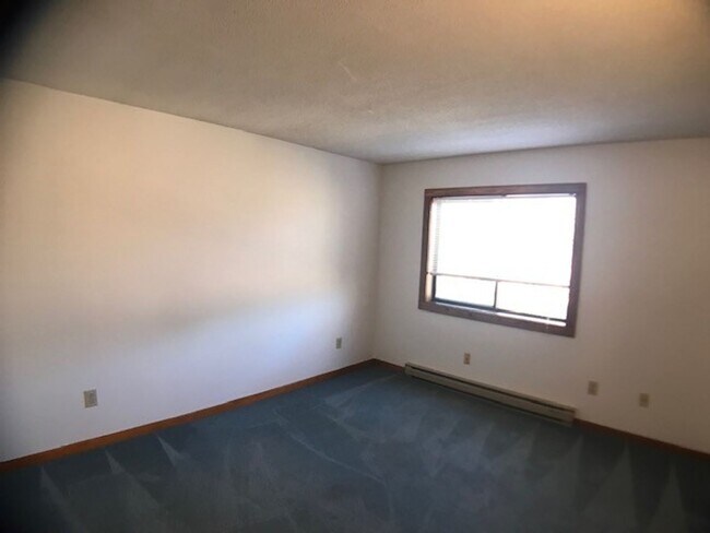 Building Photo - 106 Pleasant Dr
