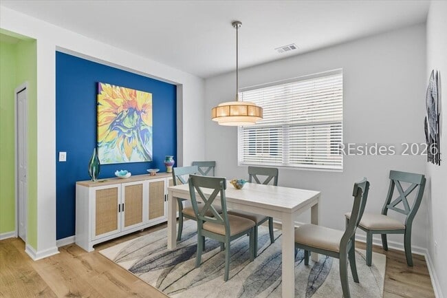 Building Photo - 196 Treasure Past Wy