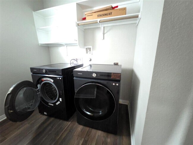 Building Photo - 1604 Homestead Farms Dr