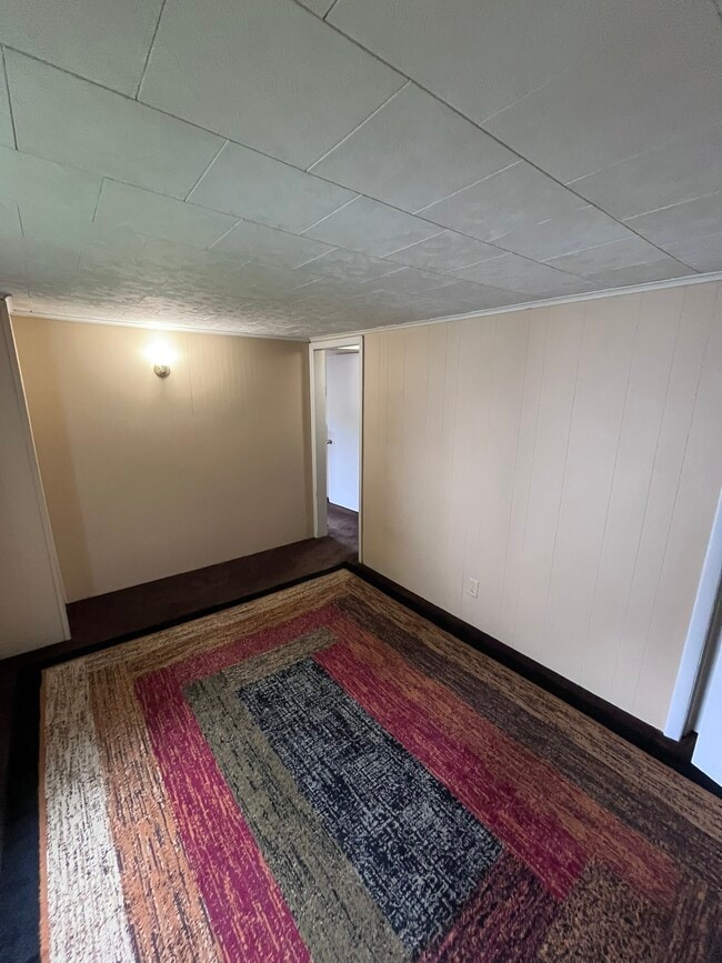 Building Photo - 229 Main St