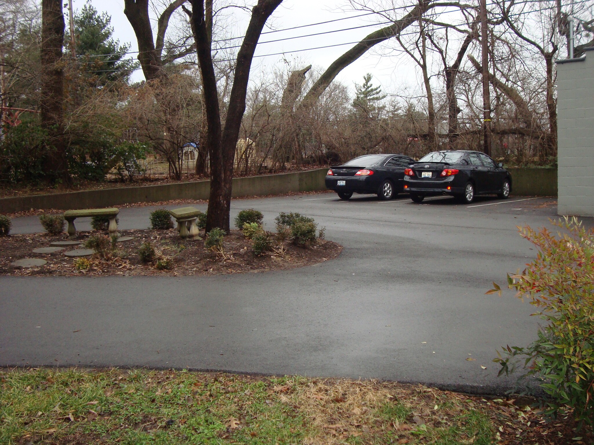courtyard, parking - 1420 Eastern Pkwy