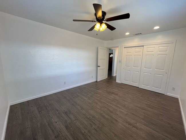 Building Photo - Spacious 3 bed 1bath home available in Ard...