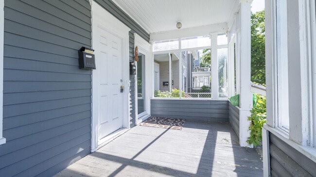 Building Photo - 2226 Glenwood Ave