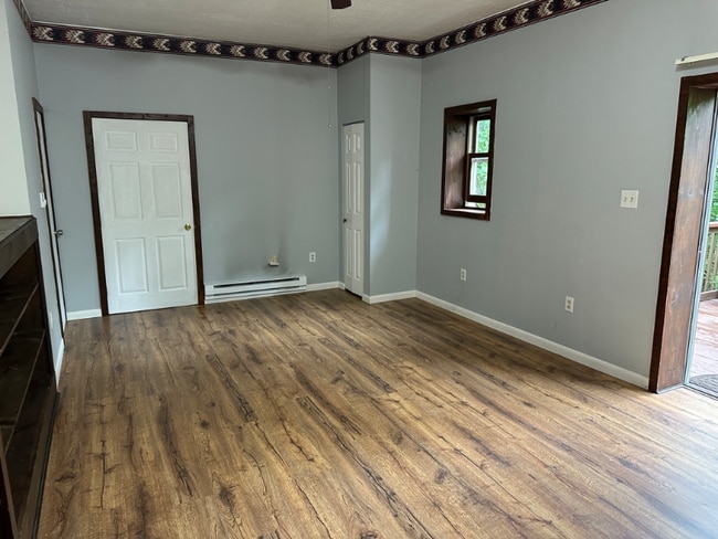 Building Photo - 31 Sunrise Terrace