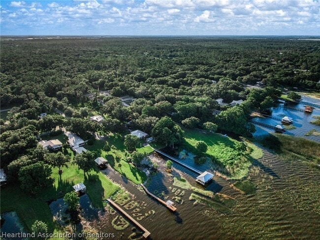 Building Photo - 44 Crawford Dr