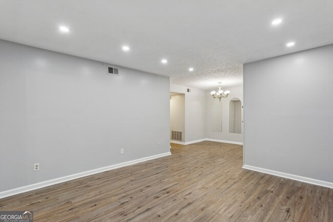 Building Photo - 1308 Natchez Trace