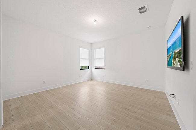 Building Photo - 13185 Faberge Pl