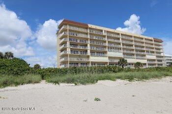 Building Photo - 1095 N Hwy A1A