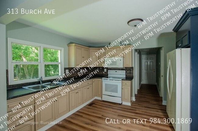 Building Photo - 313 Burch Ave