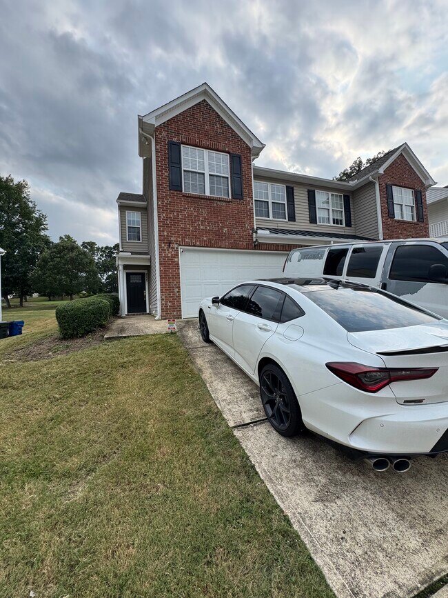 Building Photo - 2525 Blackwolf Run Ln