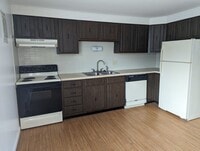Building Photo - 23 Losson Garden Dr