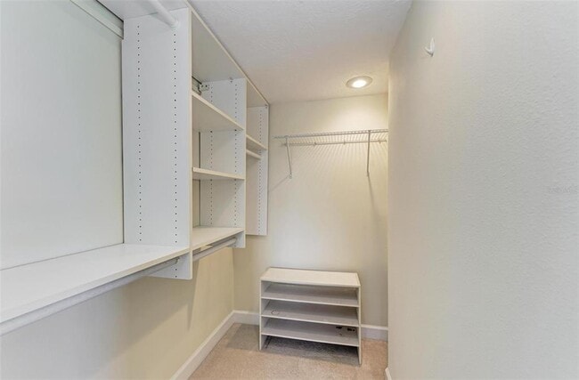Building Photo - 435 S Gulfstream Ave
