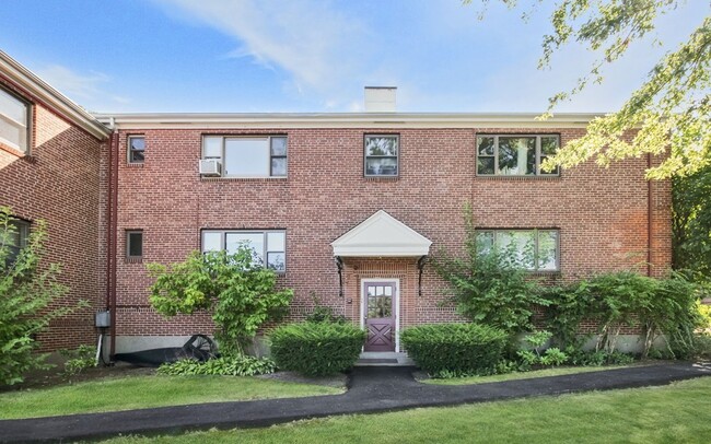 Primary Photo - 55 Norwood Ave