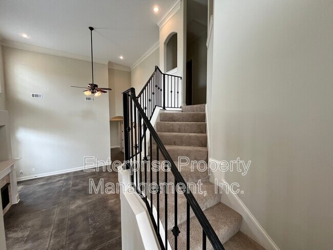 Building Photo - 7240 Winterbrook Ln