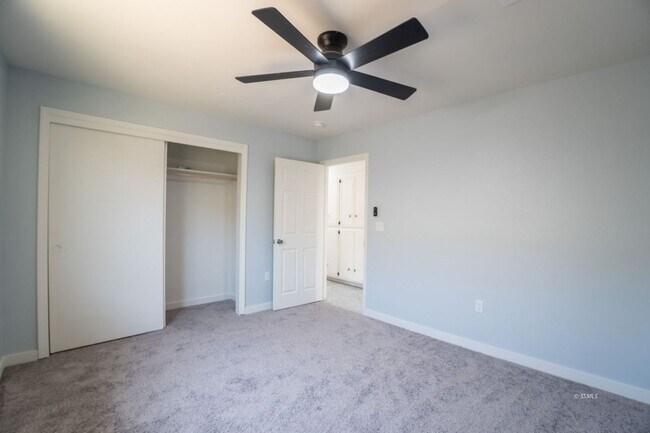Building Photo - Stunning Fully Remodeled Home for Rent – M...