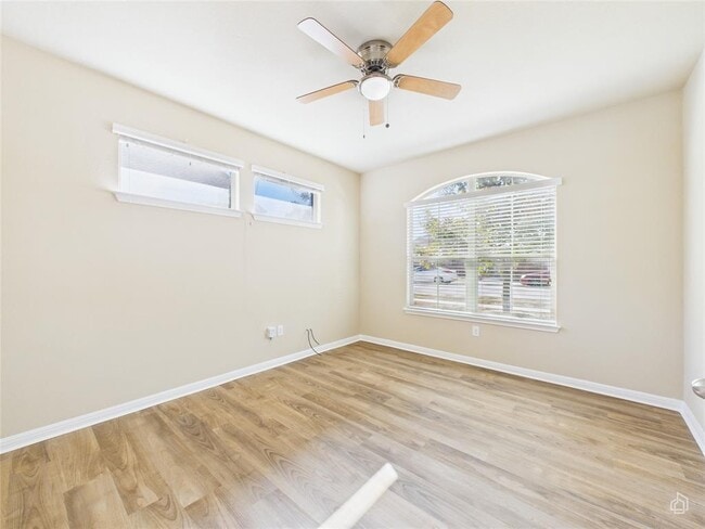 Building Photo - 16424 Pienza Dr