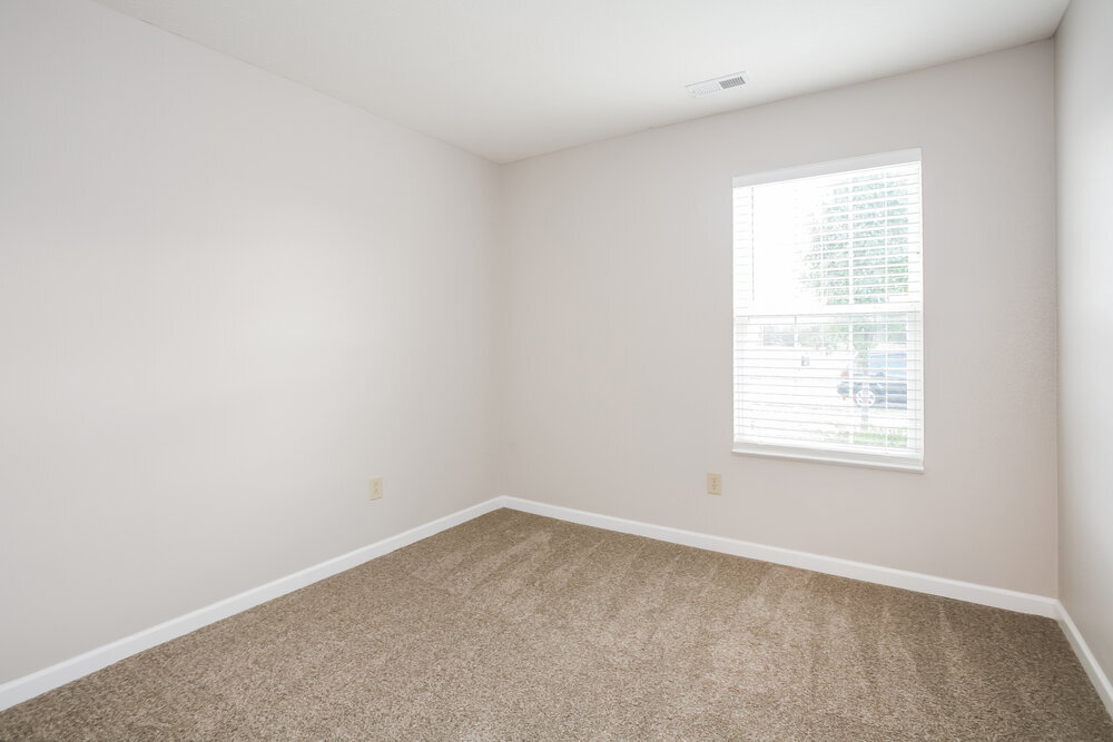 Building Photo - 2208 Rossington Ln