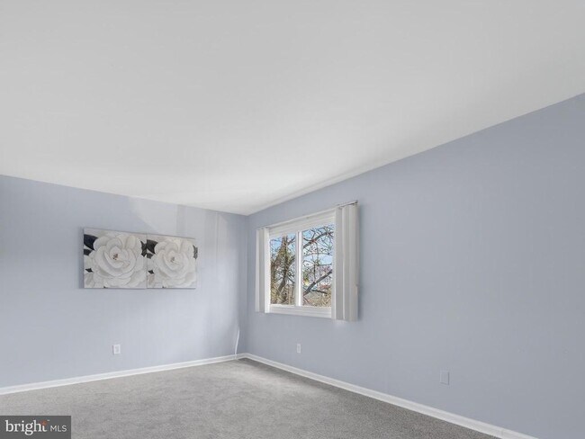 Building Photo - 2908 Kings Chapel Rd